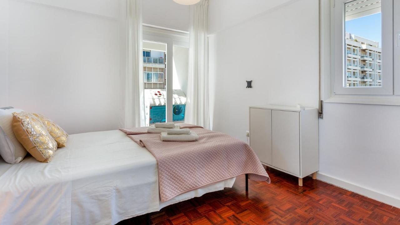 Faro Getaway W/ Big Balcony By Lovelystay Экстерьер фото